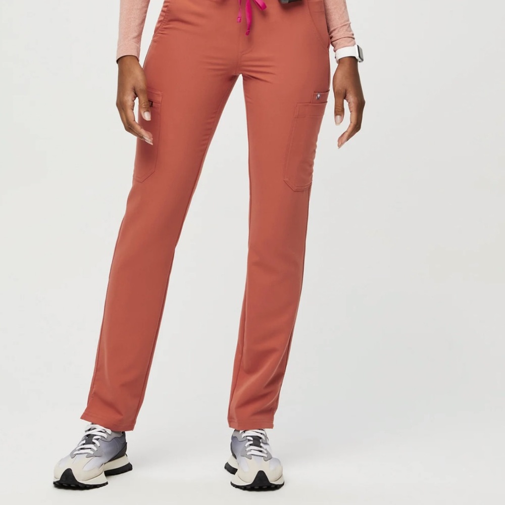 Figs Terracotta scrub set